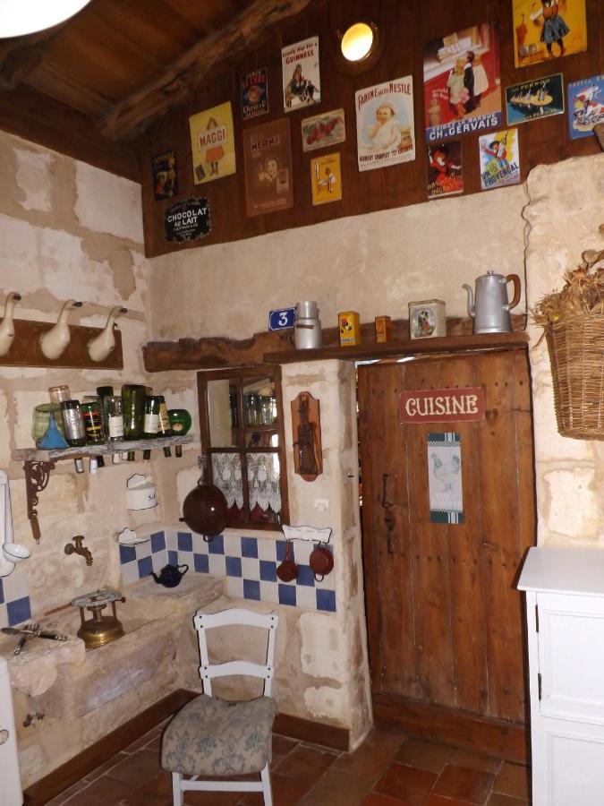 La Girondine Bed & Breakfast Galgon Exterior photo